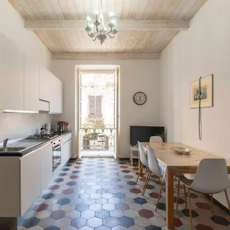 Vintage Cavour Lägenhet